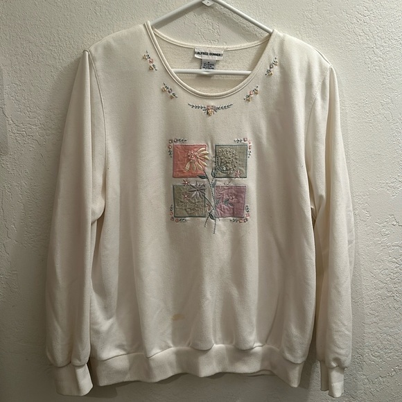 Alfred Dunner Sweaters - Alfred Dunner white & pastel embroidered sweater